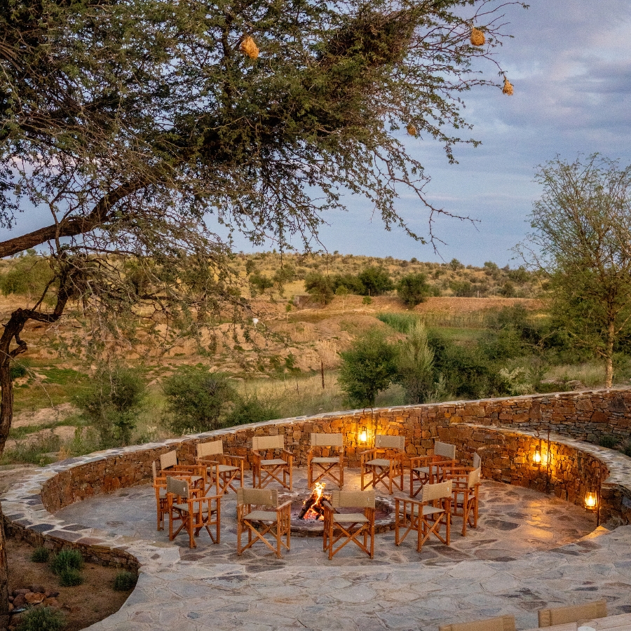 waldeck-namibia-luxury-lodge-bbq-under-stars