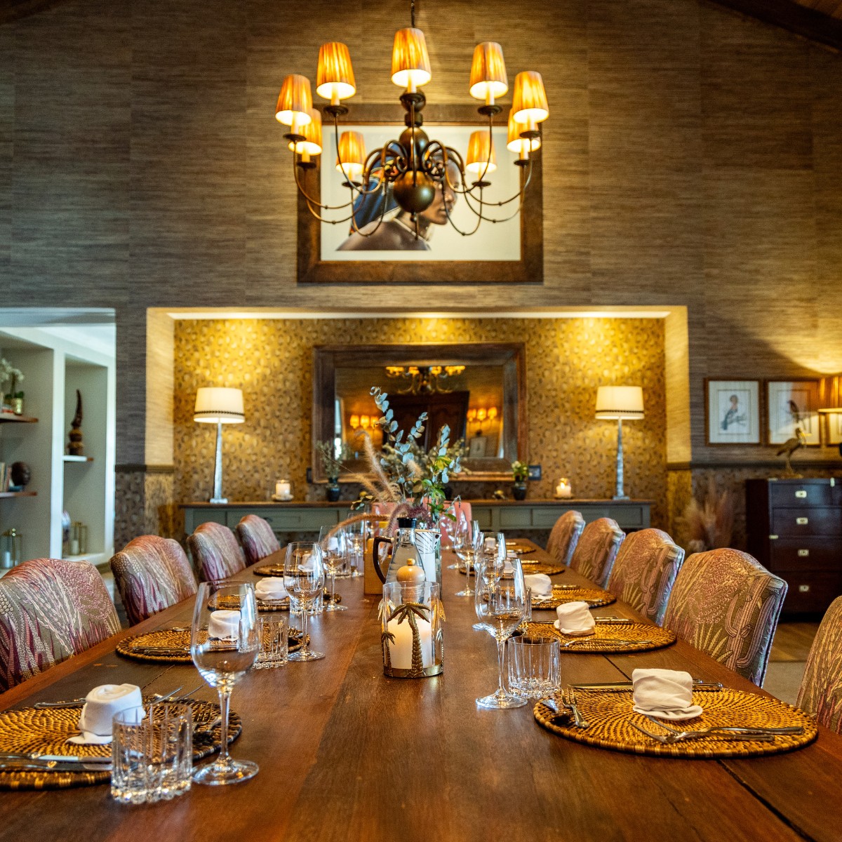 waldeck-lodge-namibia-dining-room