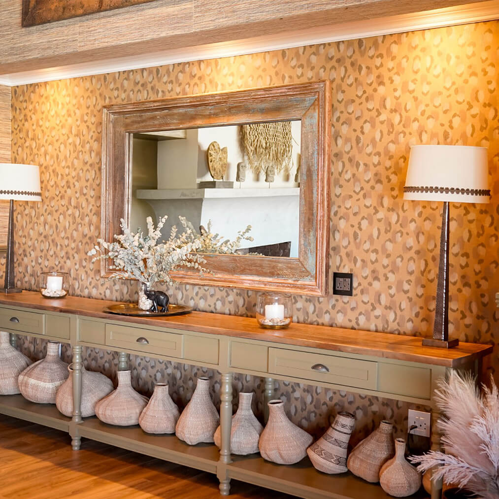 waldeck-namibia-lodge-wall-decor-console